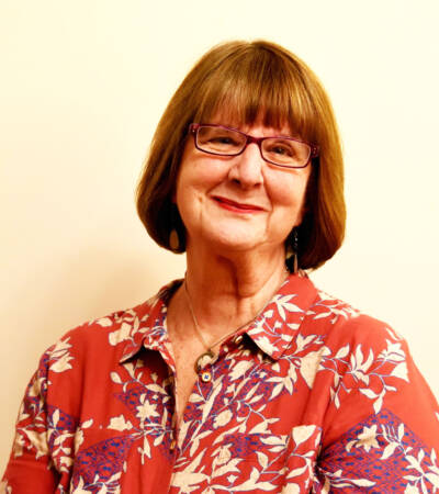 Chrissy Combes headshot